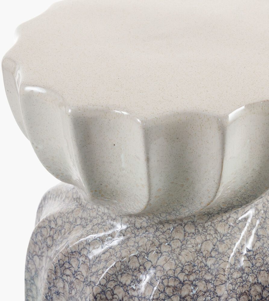 Alexia Garden Stool