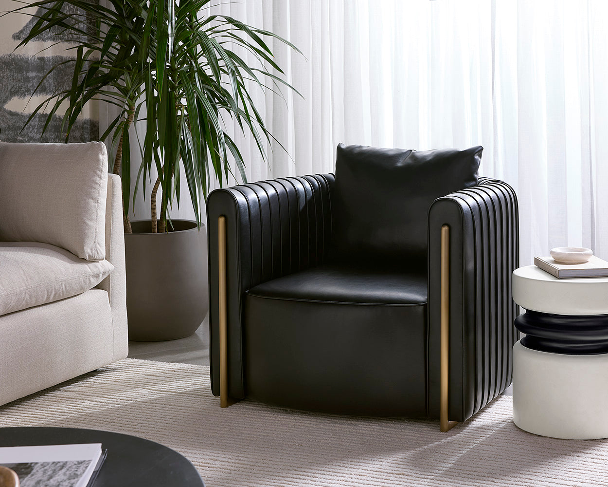 Alix Lounge Chair