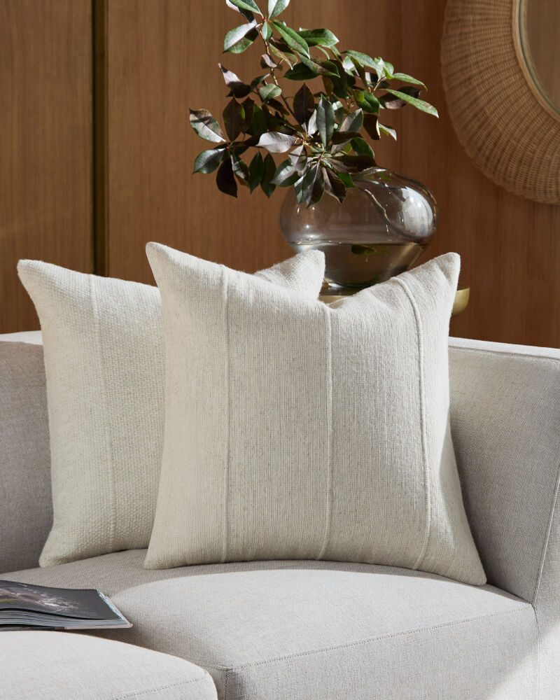 Amoura Lumbar Pillow