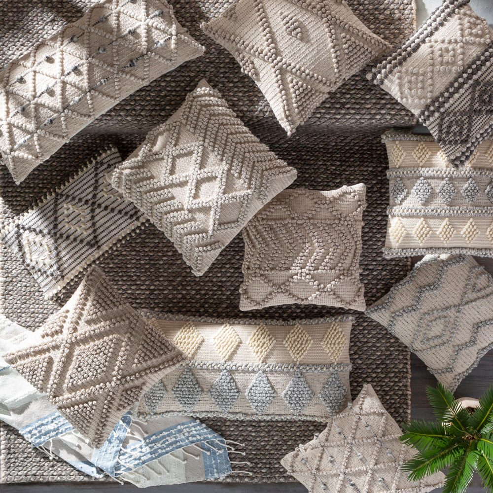Anders Lumbar Pillow