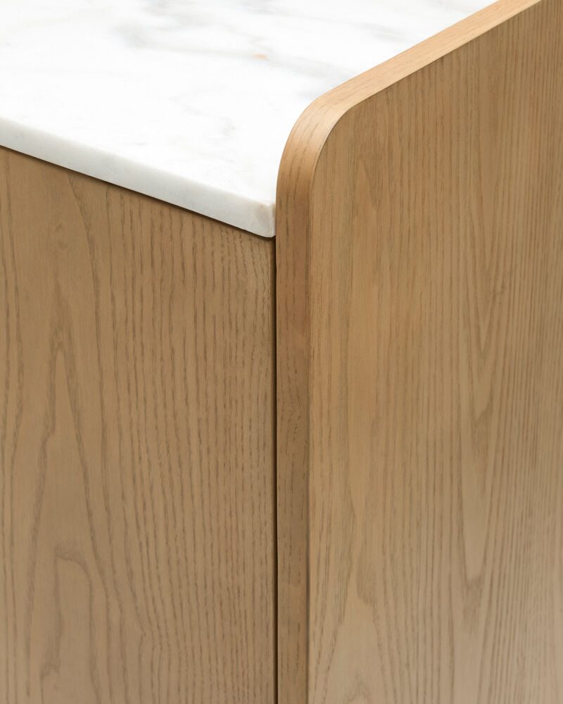 Arista Cabinet