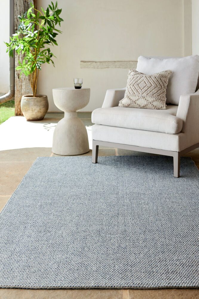 Birdie Machine Woven Rug