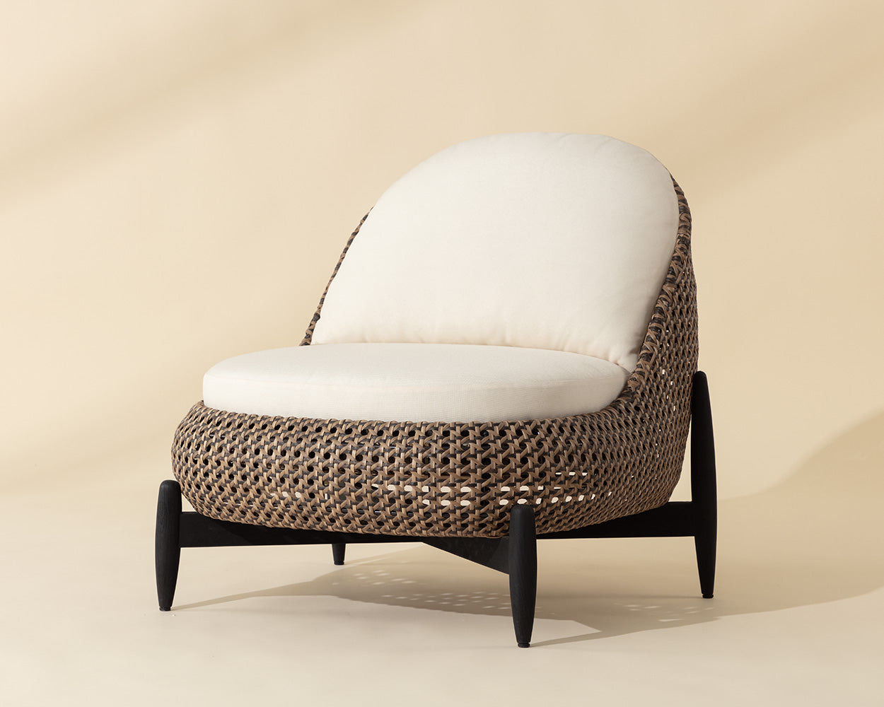 Carilo Lounge Chair