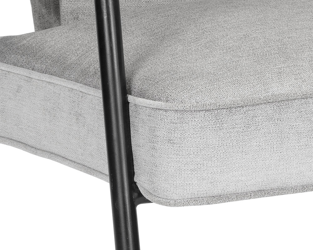 Derome Lounge Chair
