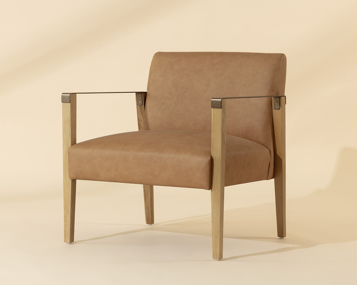 Earl Lounge Chair