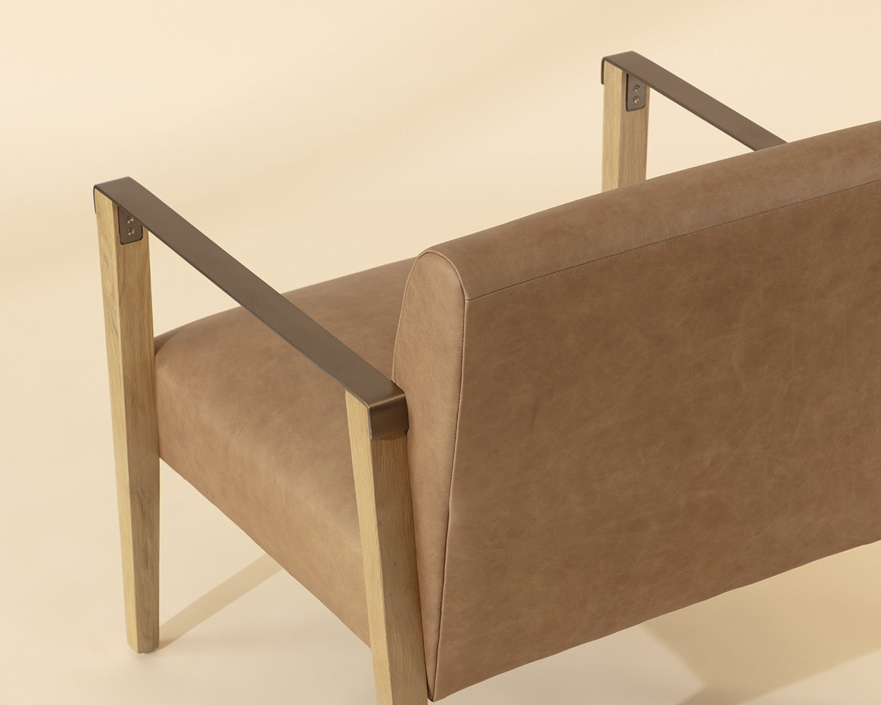 Earl Lounge Chair