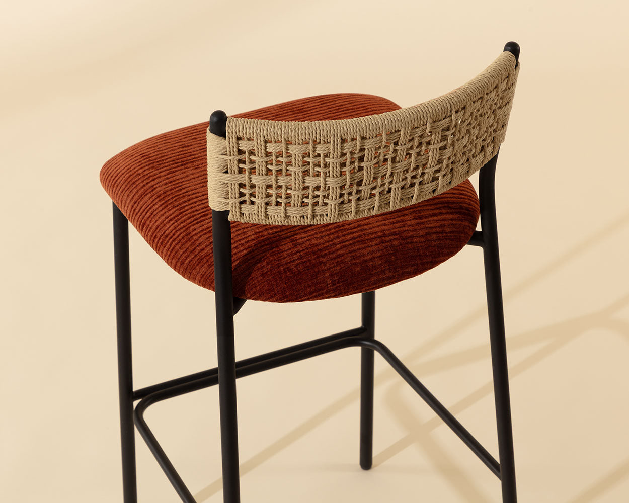 Ernesta Barstool