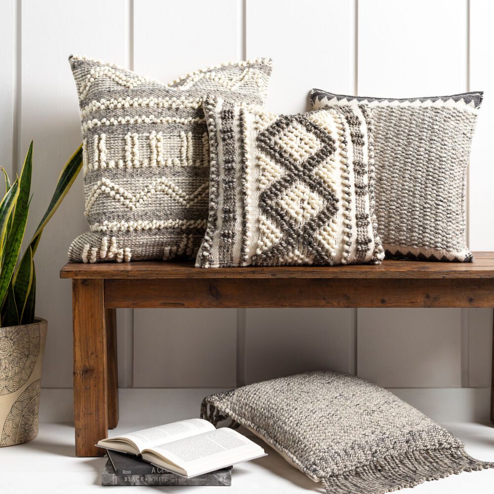 Faroe Lumbar Pillow