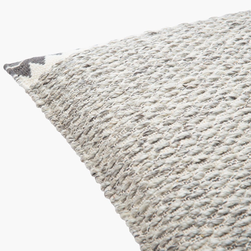 Faroe Lumbar Pillow