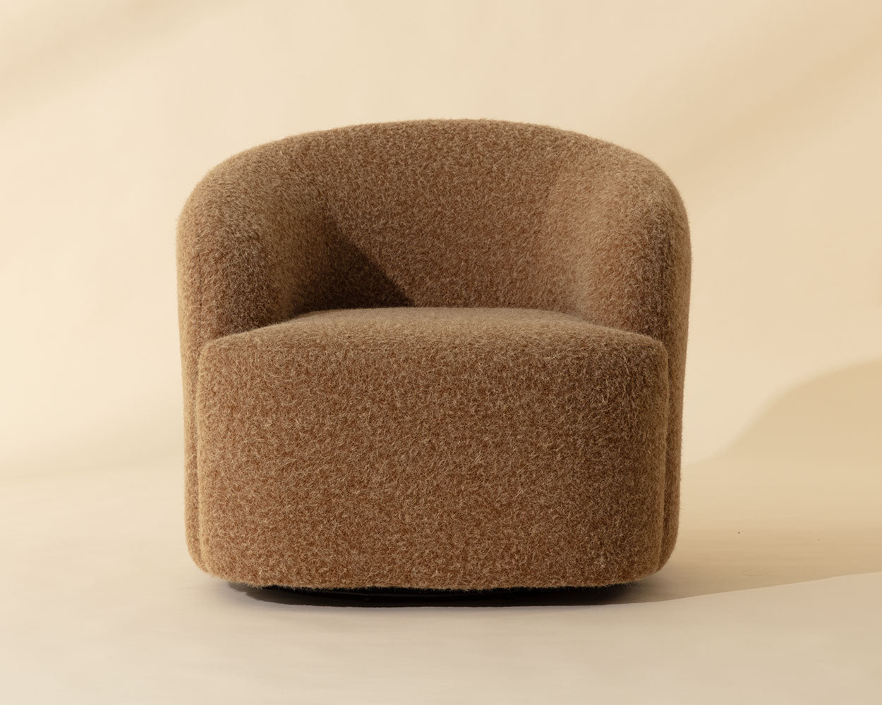 Fuwari Swivel Lounge Chair