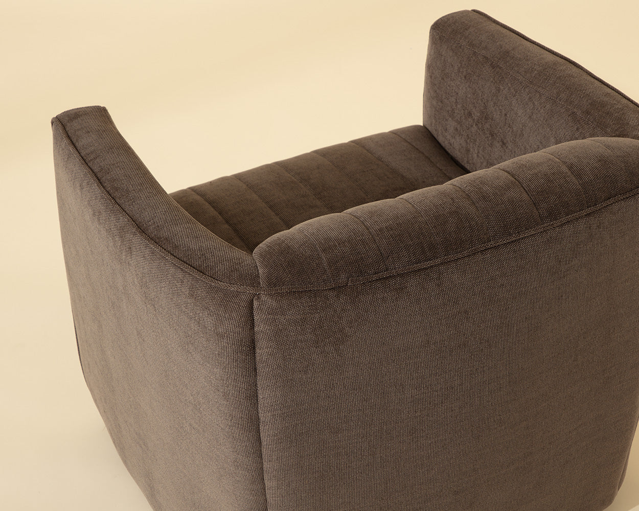 Garrison Swivel Lounge Chair