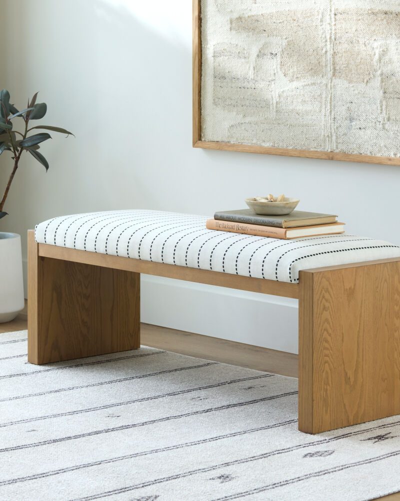 Kapri Bench