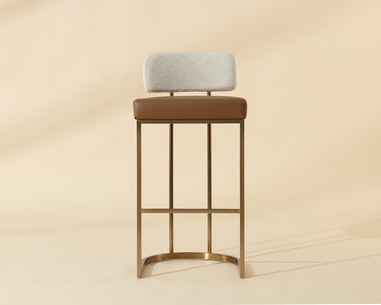 Larissa Barstool