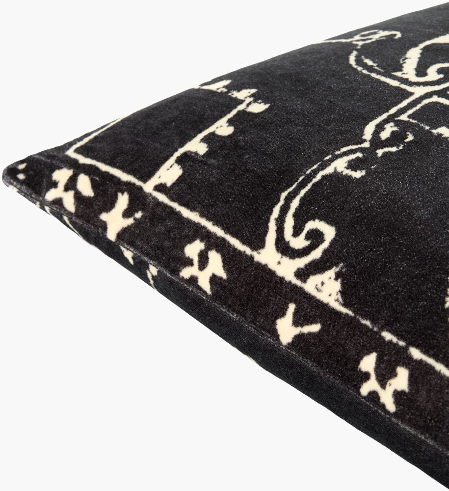Lyne Accent Pillow
