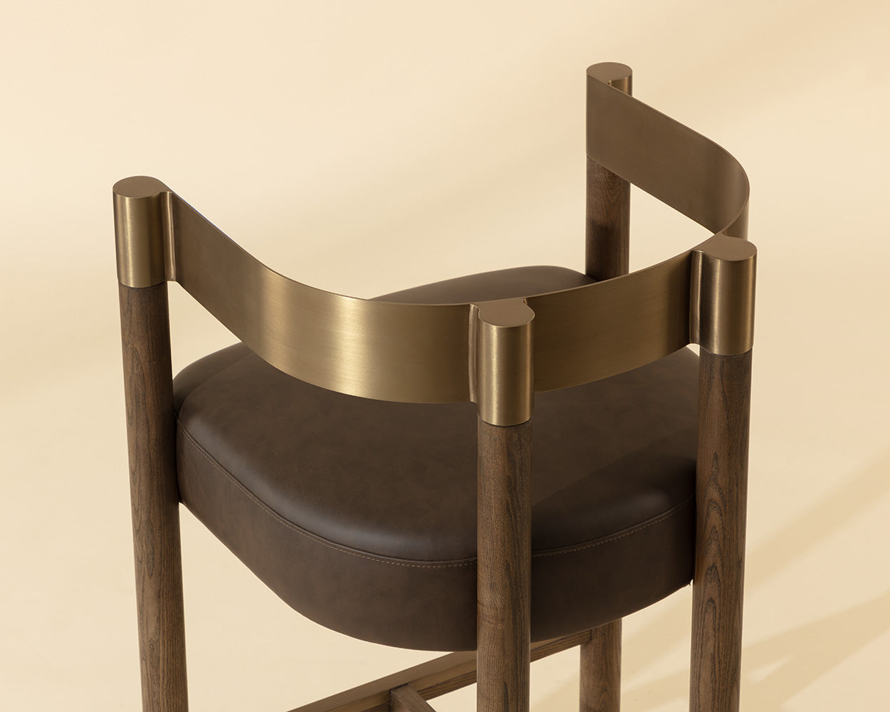Manolo Barstool