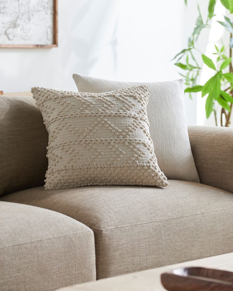 Merdo Accent Pillow