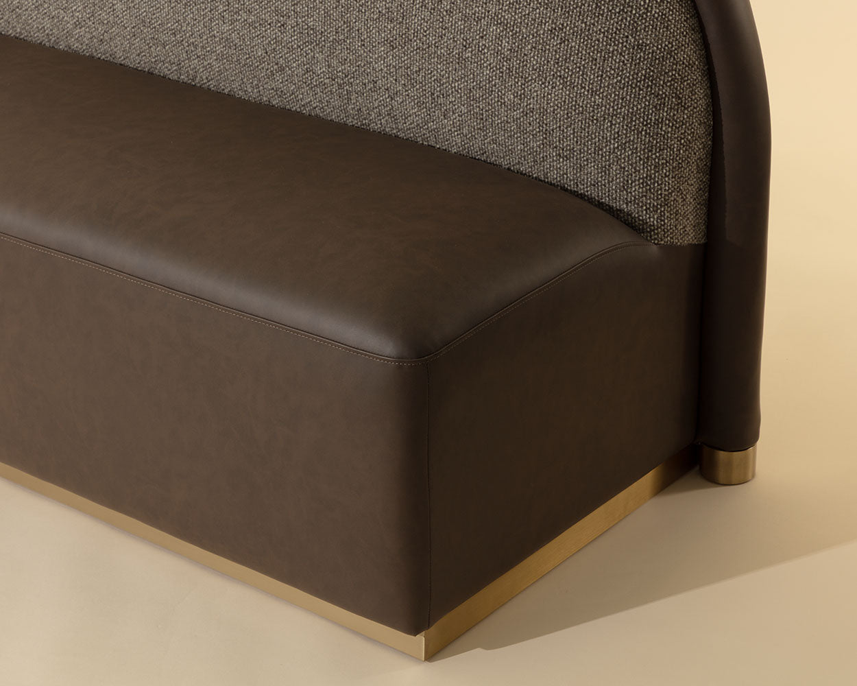 Ovid Banquette