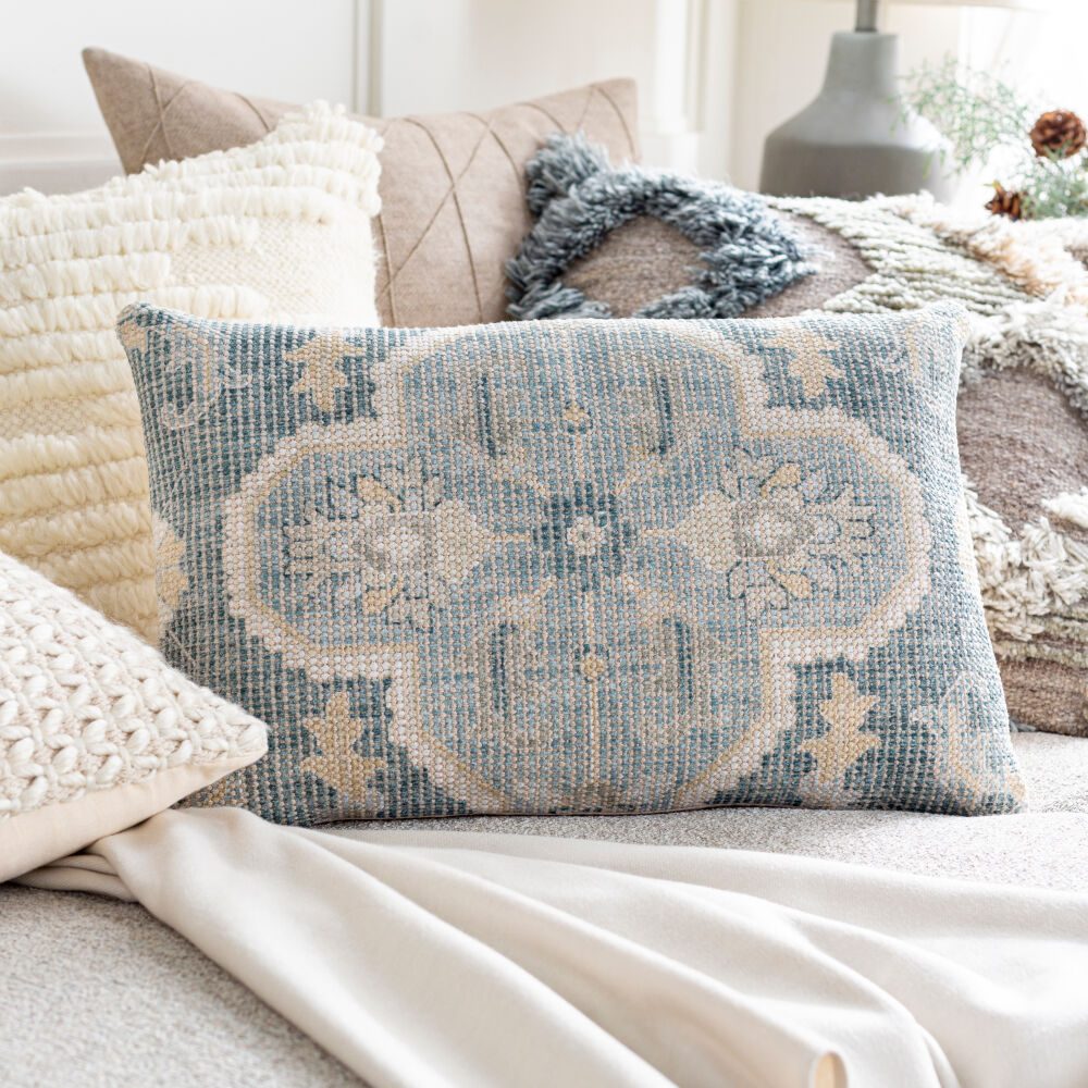 Samsun Lumbar Pillow