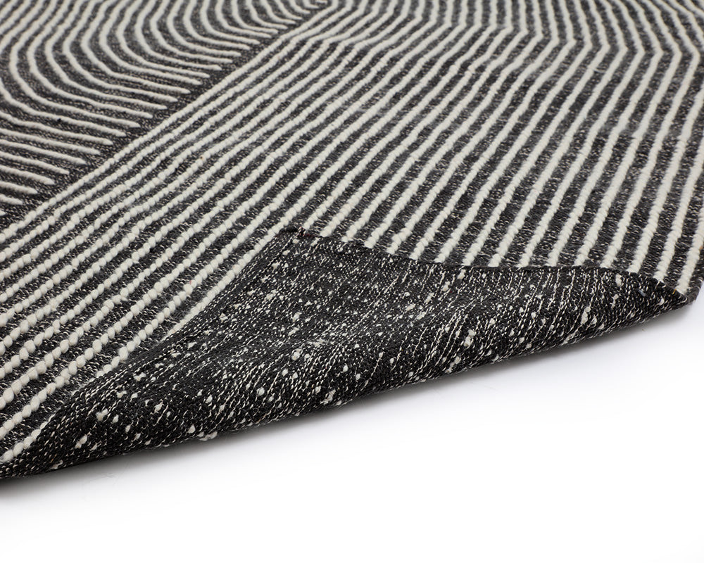 Serene Hand-woven Rug