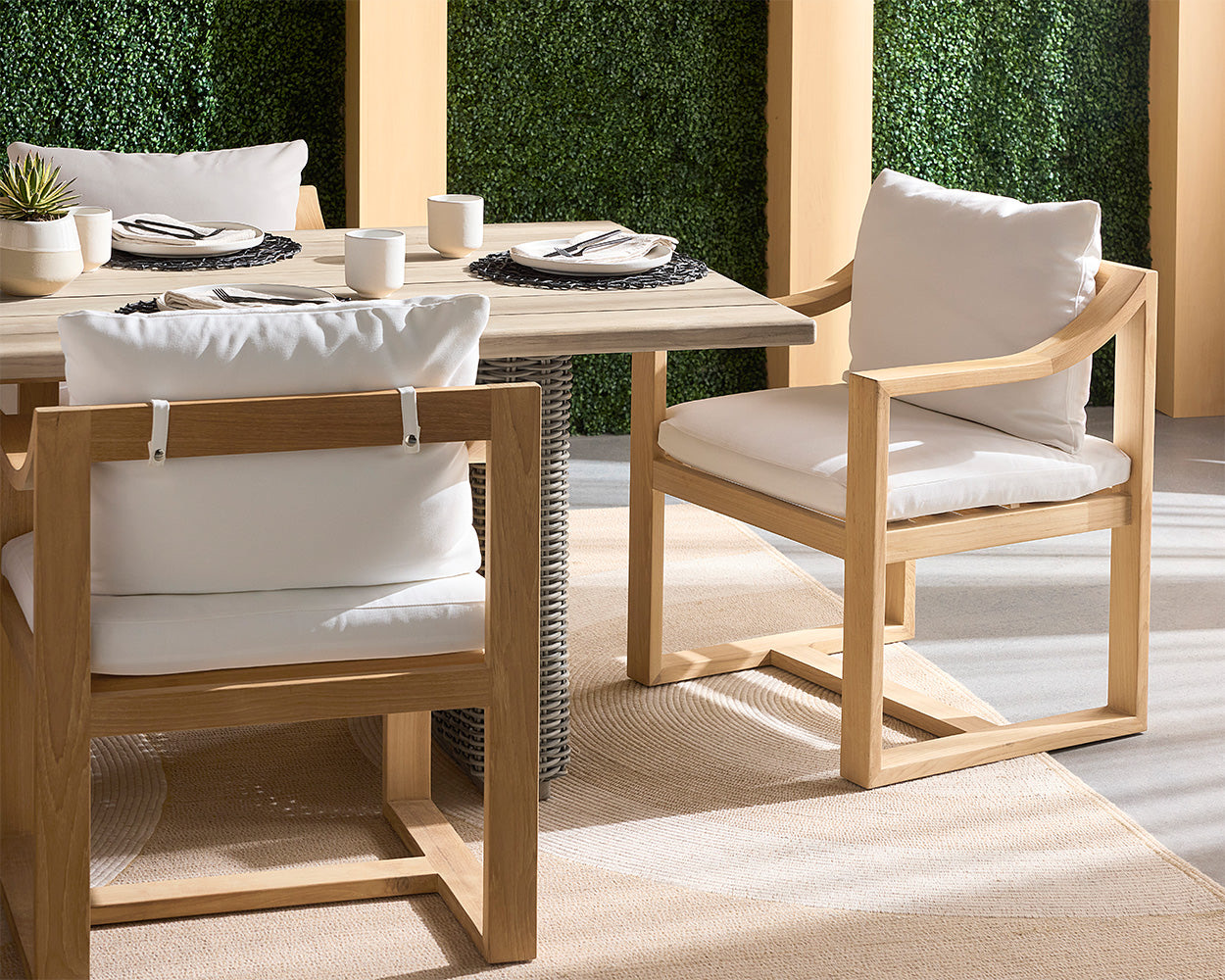 Tahiti Dining Armchair