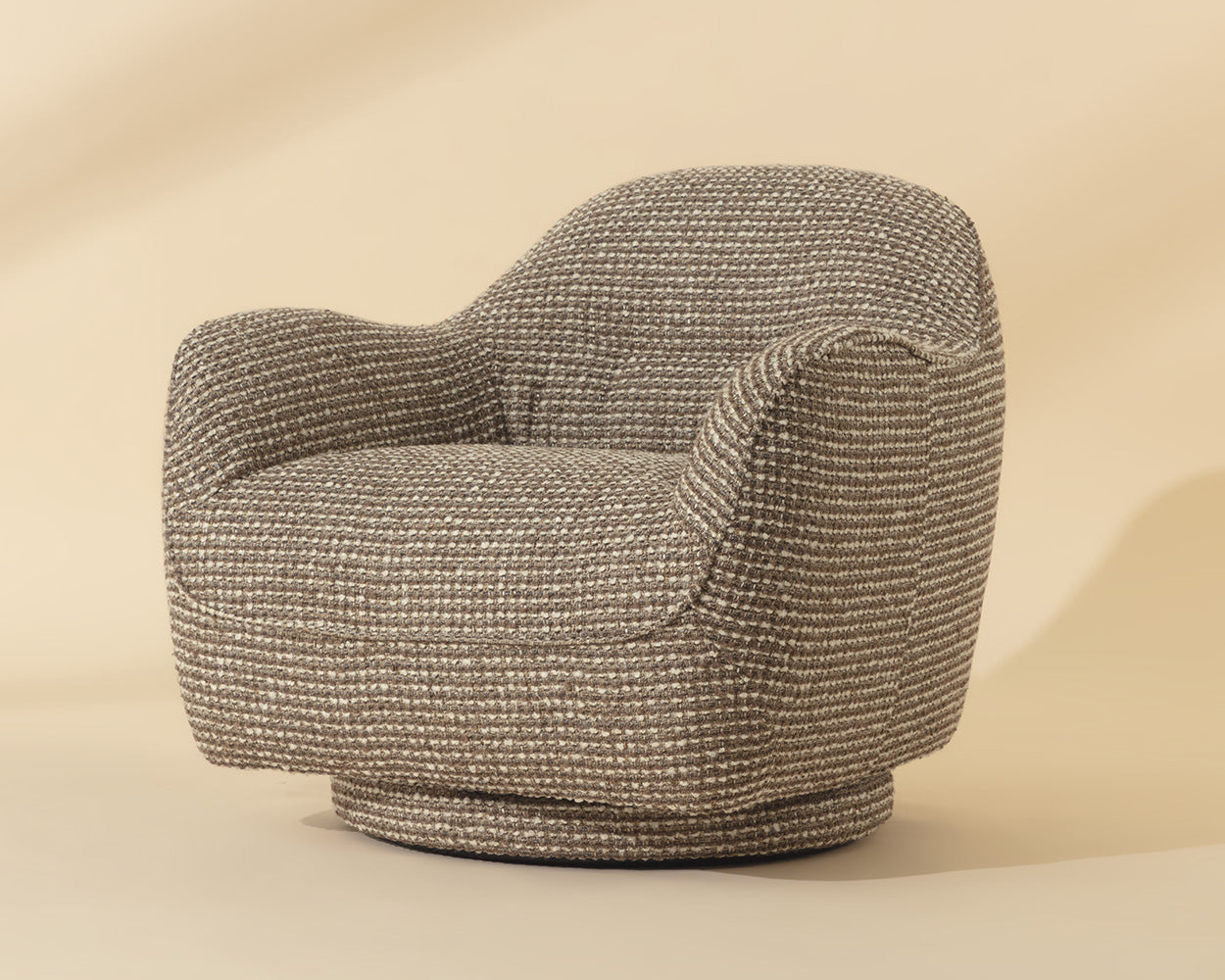 Tesoro Swivel Lounge Chair