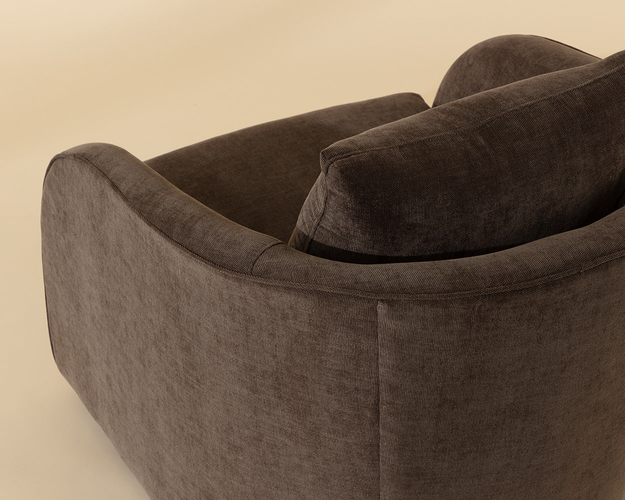Wexford Swivel Lounge Chair