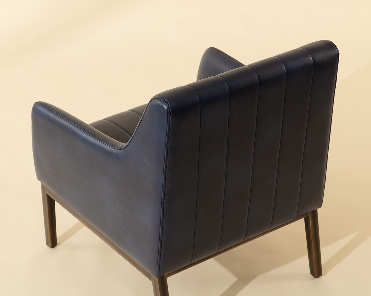 Wolfe Lounge Chair