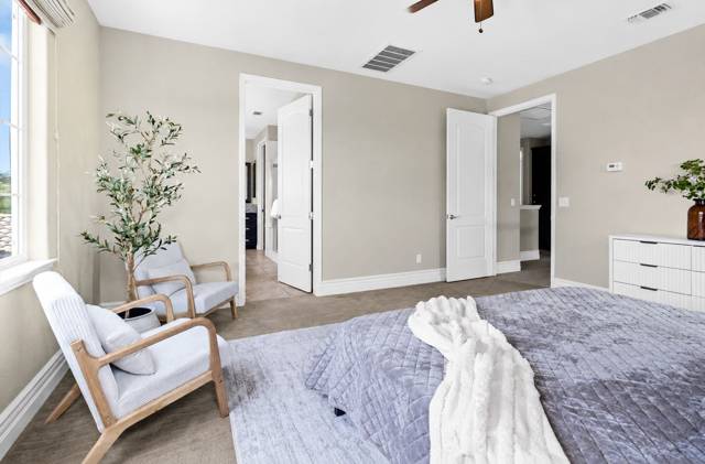 Professionally staged interior, photo 56 of 58